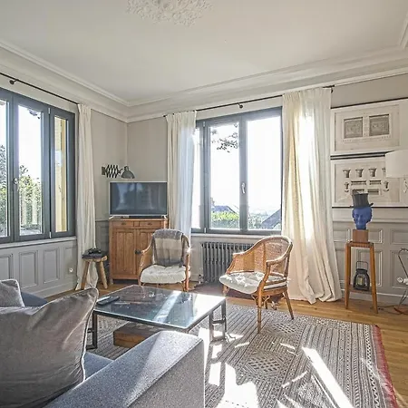 Villa In Trouville-Sur-Mer * تروفيي سور مير