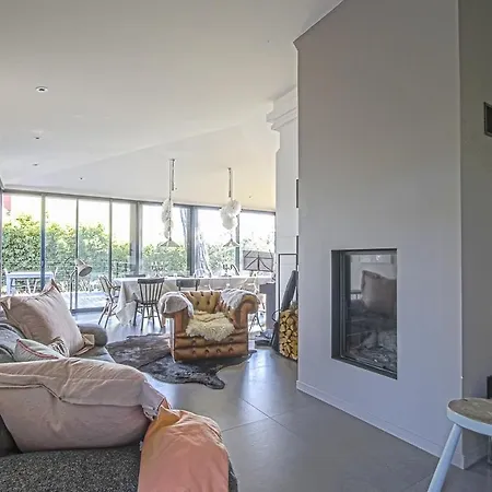 Villa In Trouville-Sur-Mer بيت للعطل تروفيي سور مير